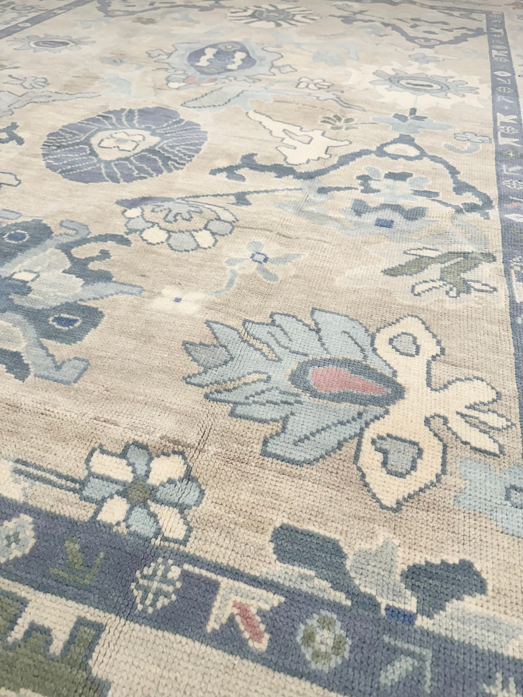Columbia Blue Modern Oushak Rug