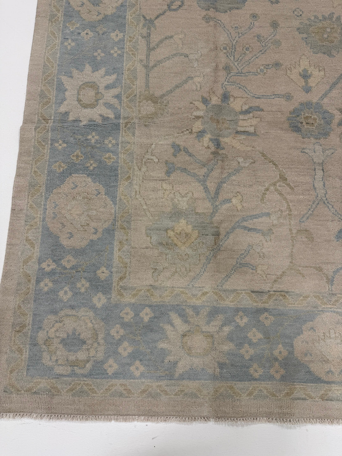 Ophelia Modern Oushak Rug