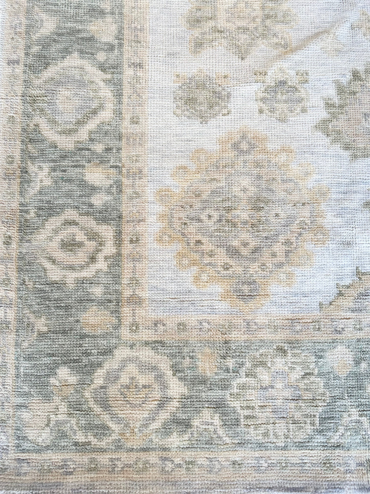 Hudson Neutral Modern Oushak