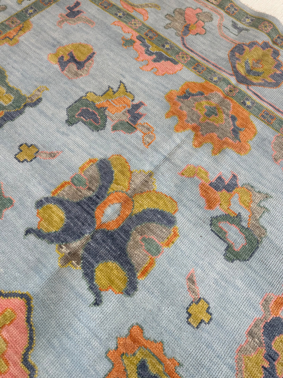 Layla Modern Oushak Rug