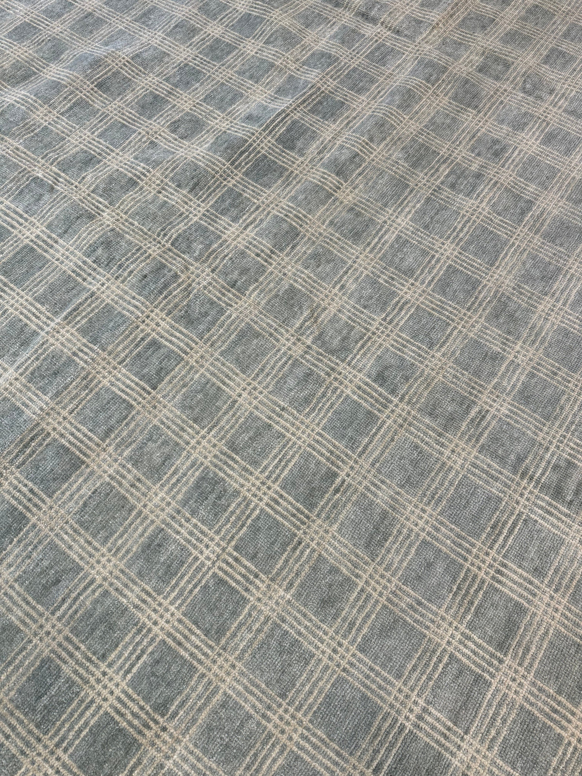 Evie Modern Oushak Rug
