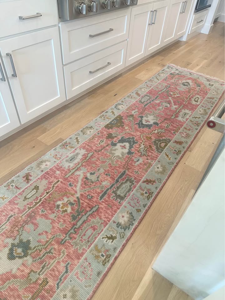 Savannah Pink Modern Oushak