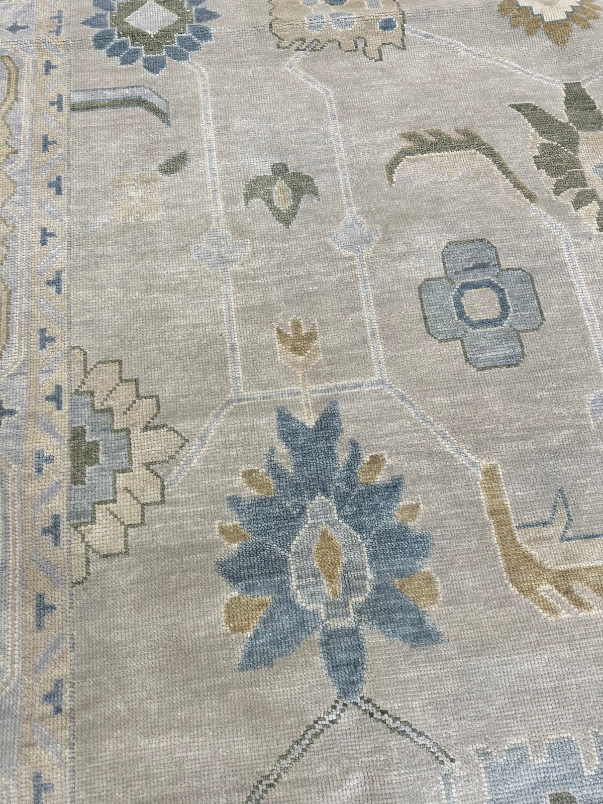 Emerson Green Modern Oushak Rug