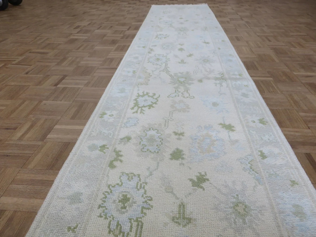 Hannah 2'6" x 20 (in stock)