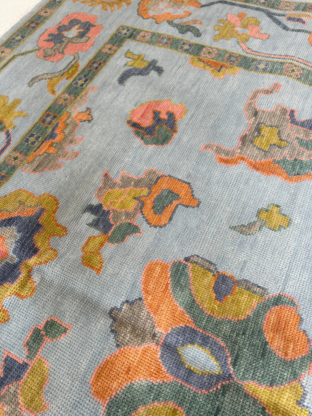 Layla Modern Oushak Rug