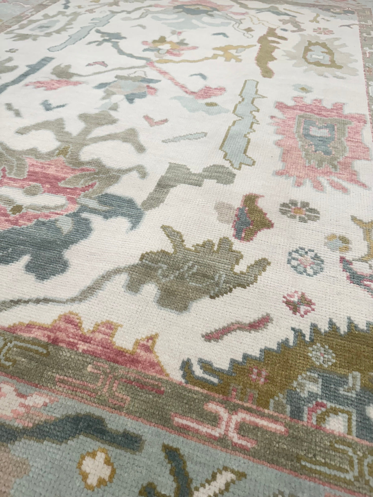 Savannah Cream Modern Oushak