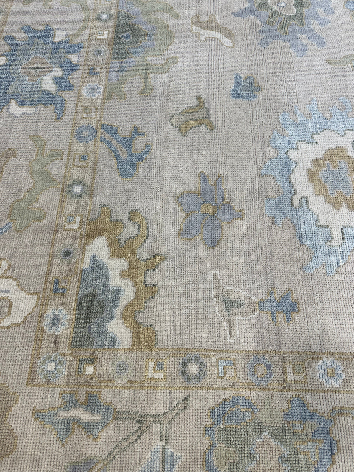 Eliza Modern Oushak Rug
