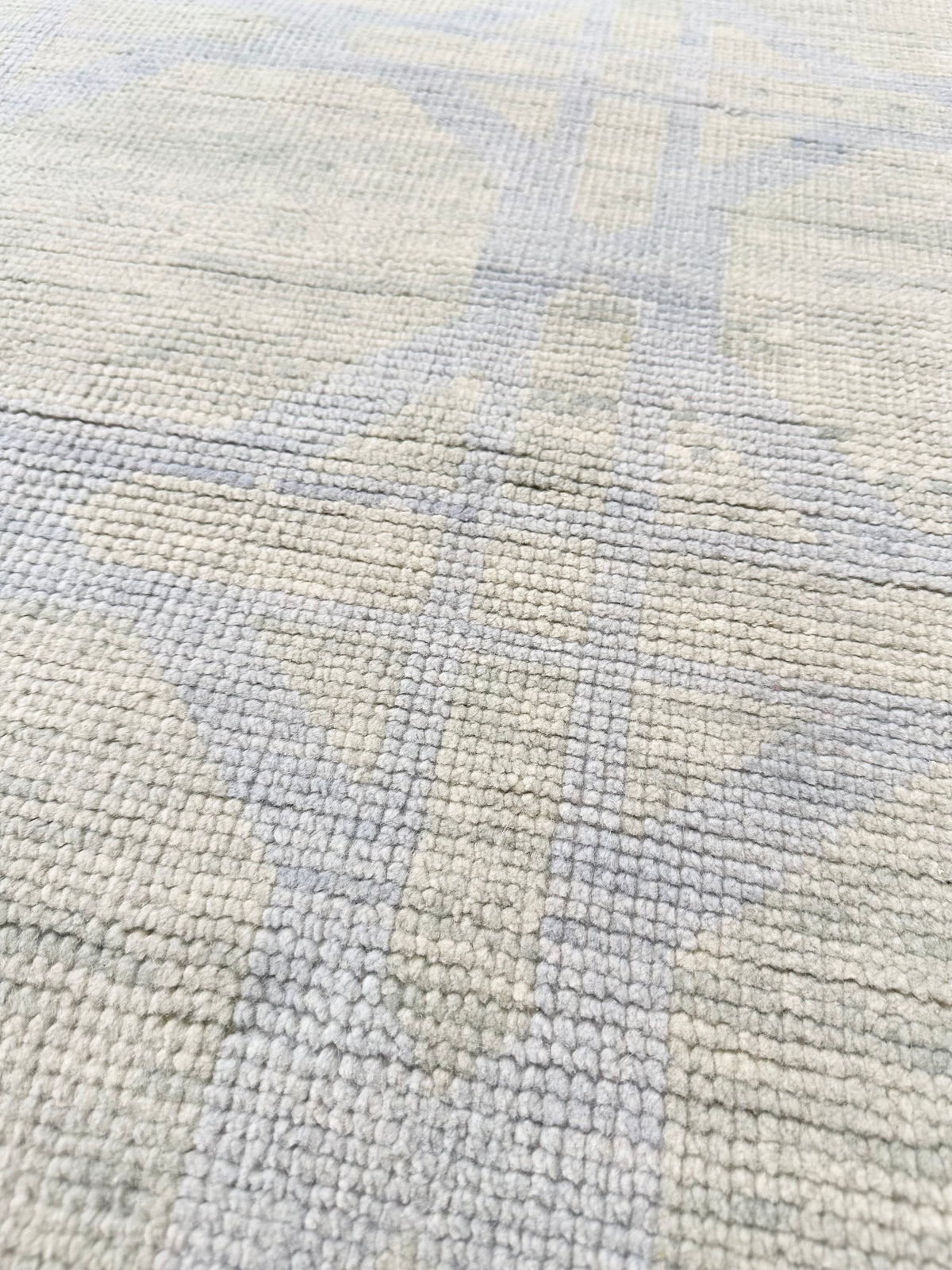Newport Blue and Green Hand-Knotted Wool Rug