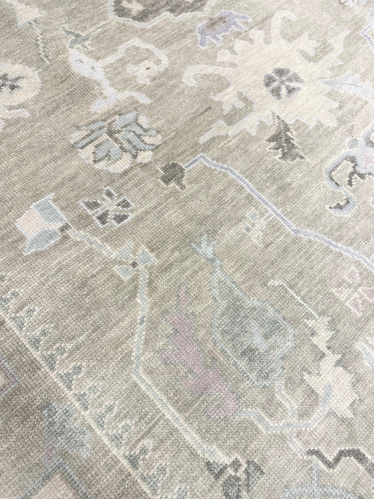 Santa Fe Neutral Green Antique Wash Modern Oushak
