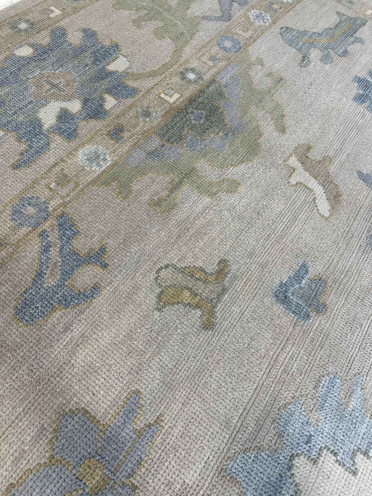 Eliza Modern Oushak Rug