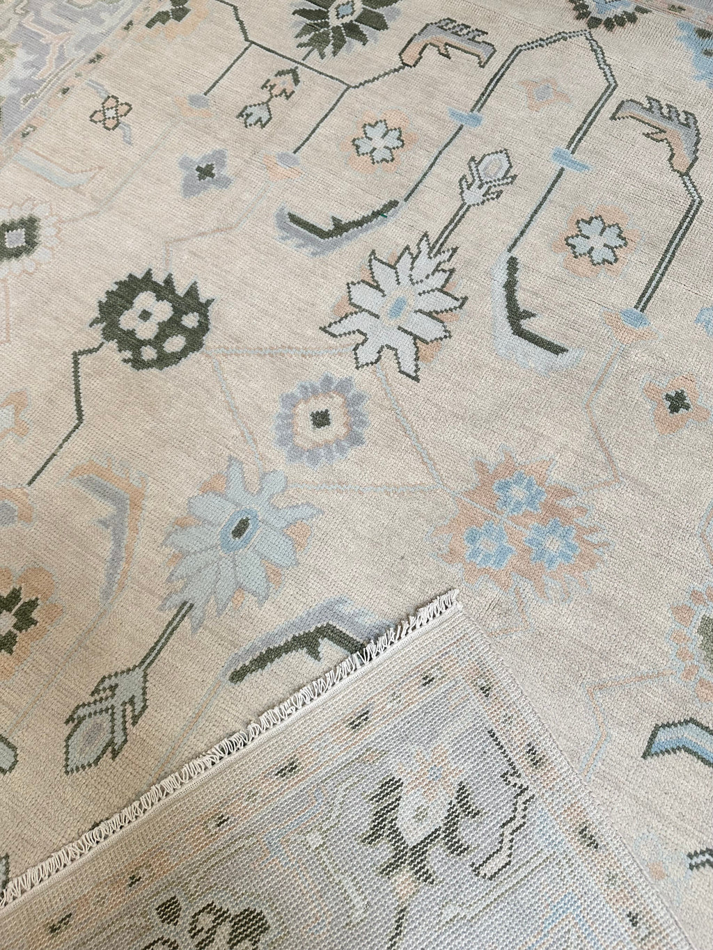 Inverness Sand/Tan Modern Oushak Rug