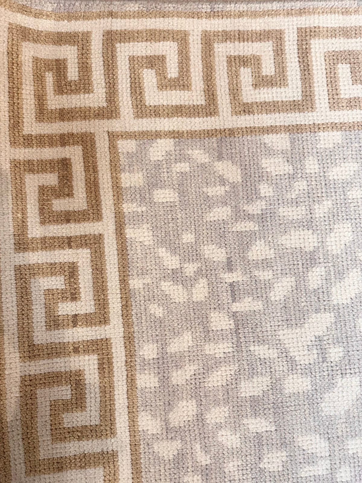 Alexandria Smokey Lilac Hand-Knotted Wool Rug