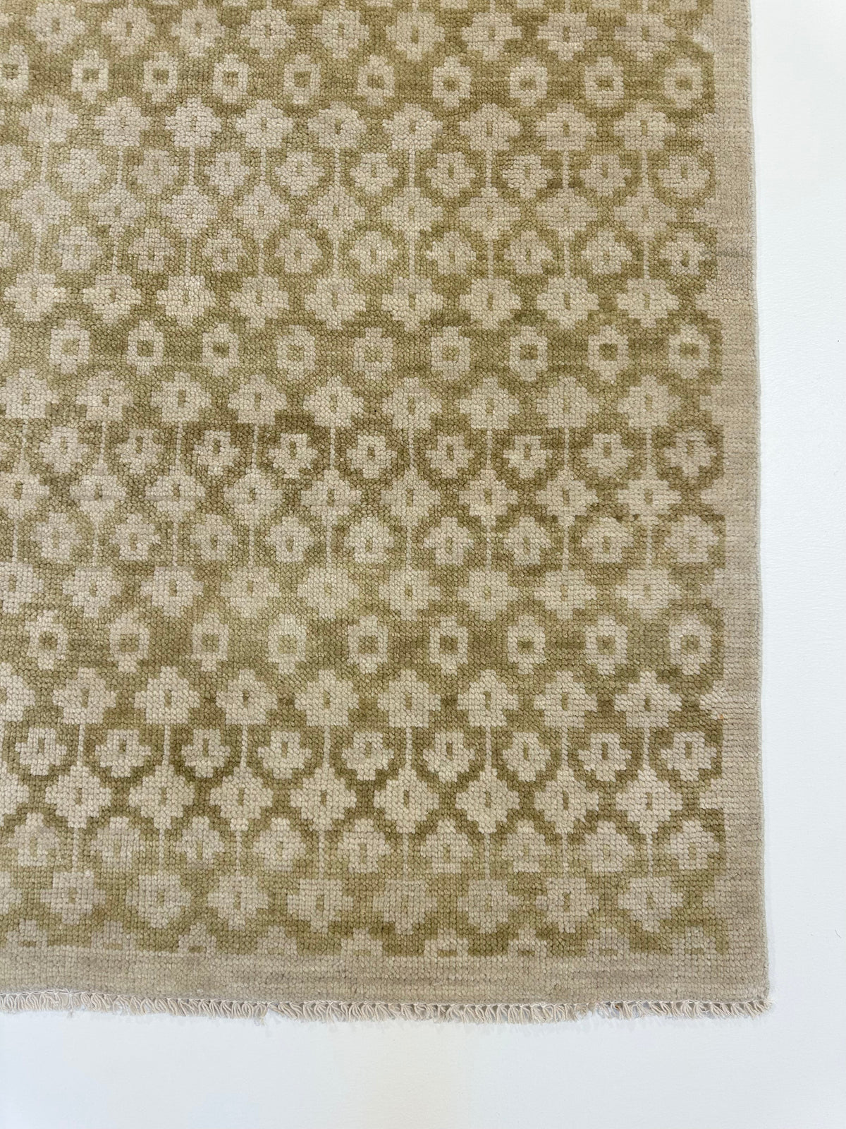 Ella Wheat Modern Oushak