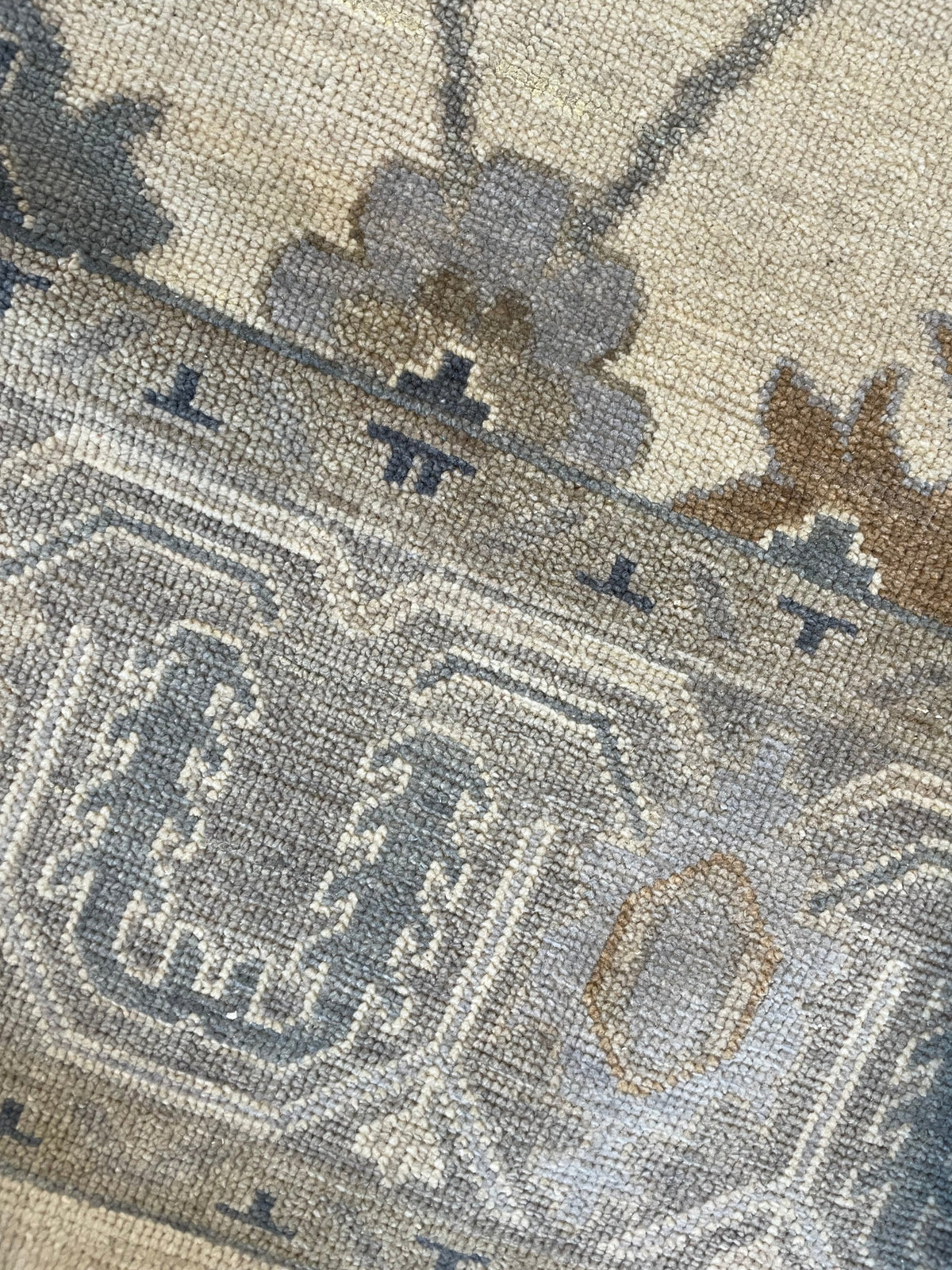 Emory Modern Oushak Rug