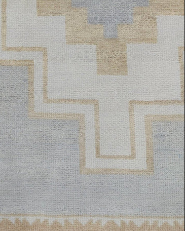Scottsdale Neutral Hand-Knotted Wool Rug