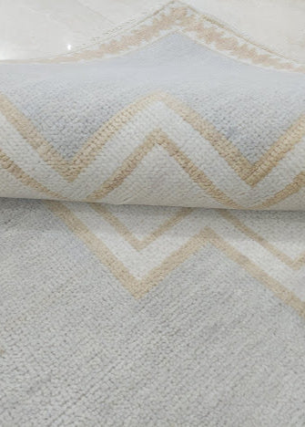 Scottsdale Neutral Hand-Knotted Wool Rug