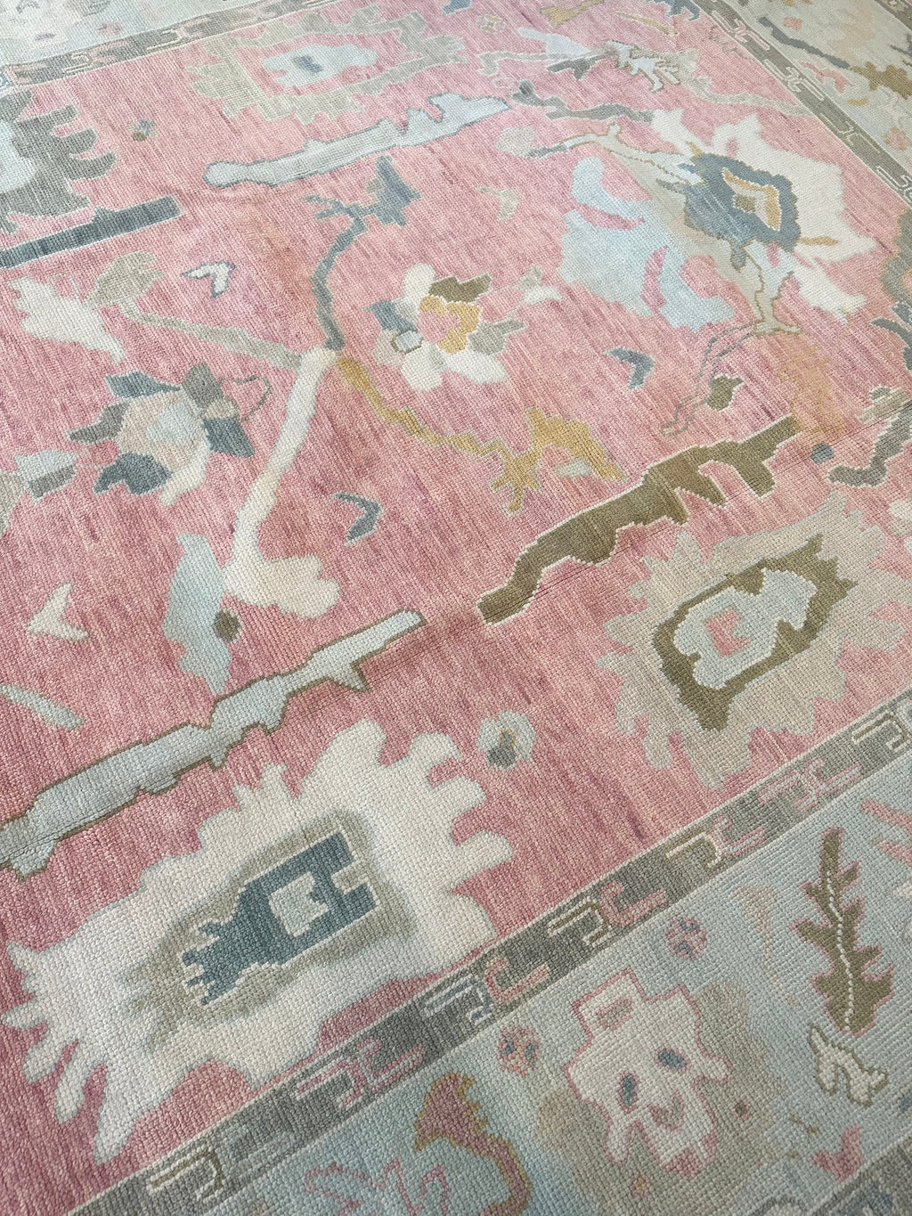 Savannah Pink Modern Oushak