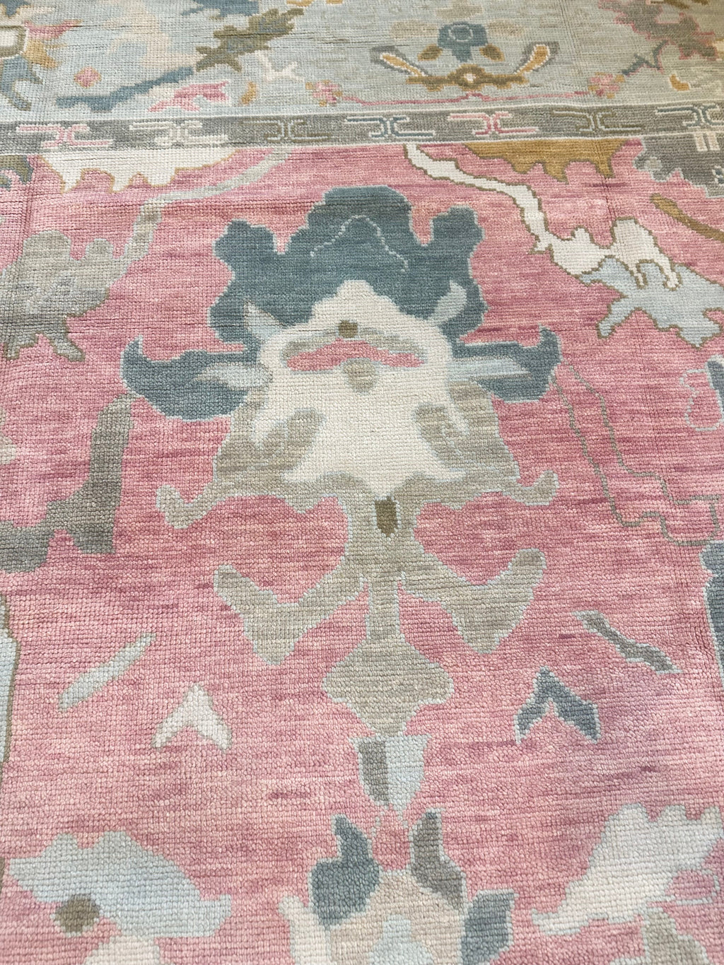 Savannah Pink Modern Oushak