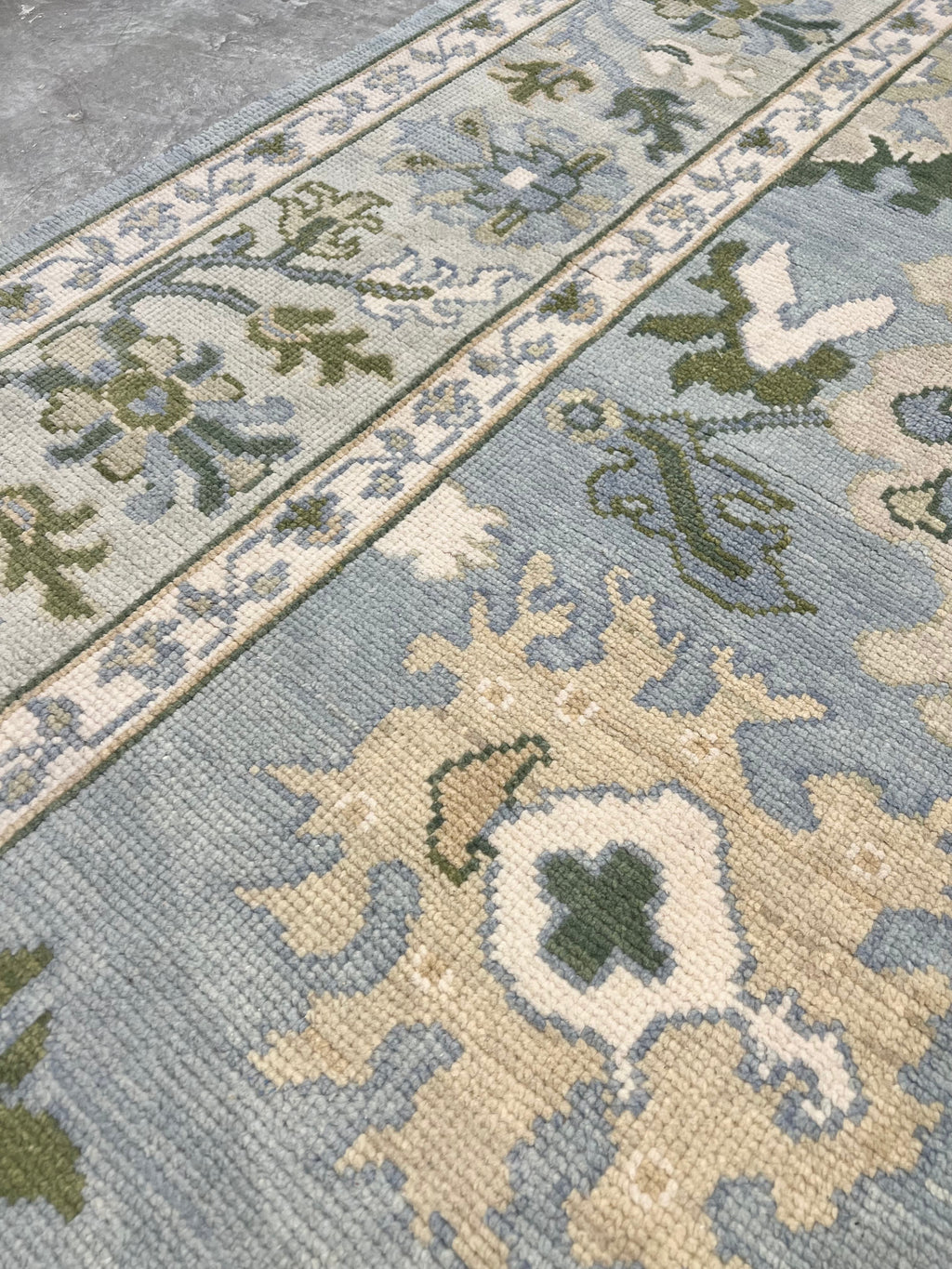 Rio Blue Modern Oushak
