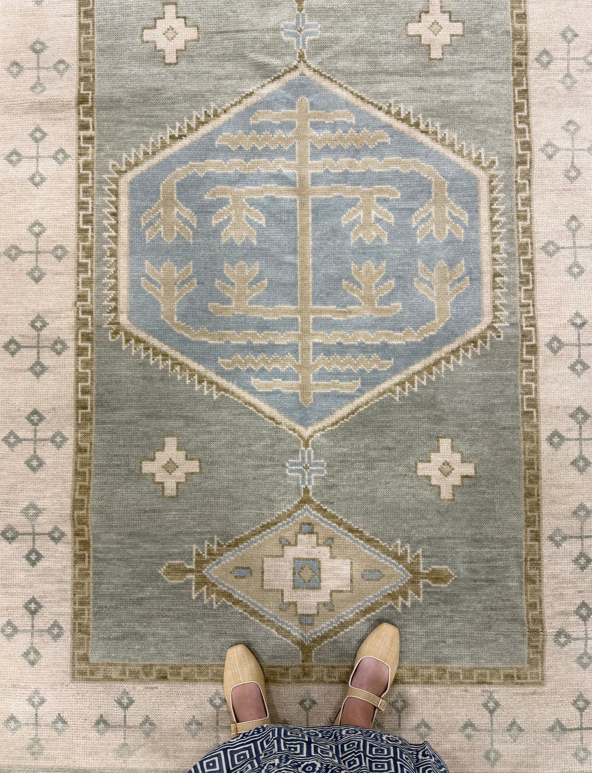 Lennon Modern Oushak Rug