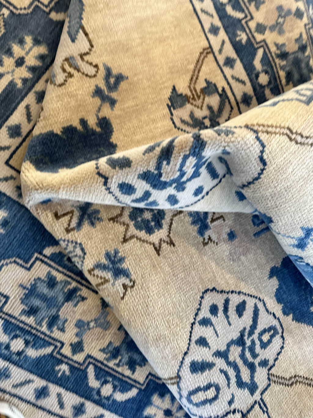 Lisbon (Classic Blue) Modern Oushak