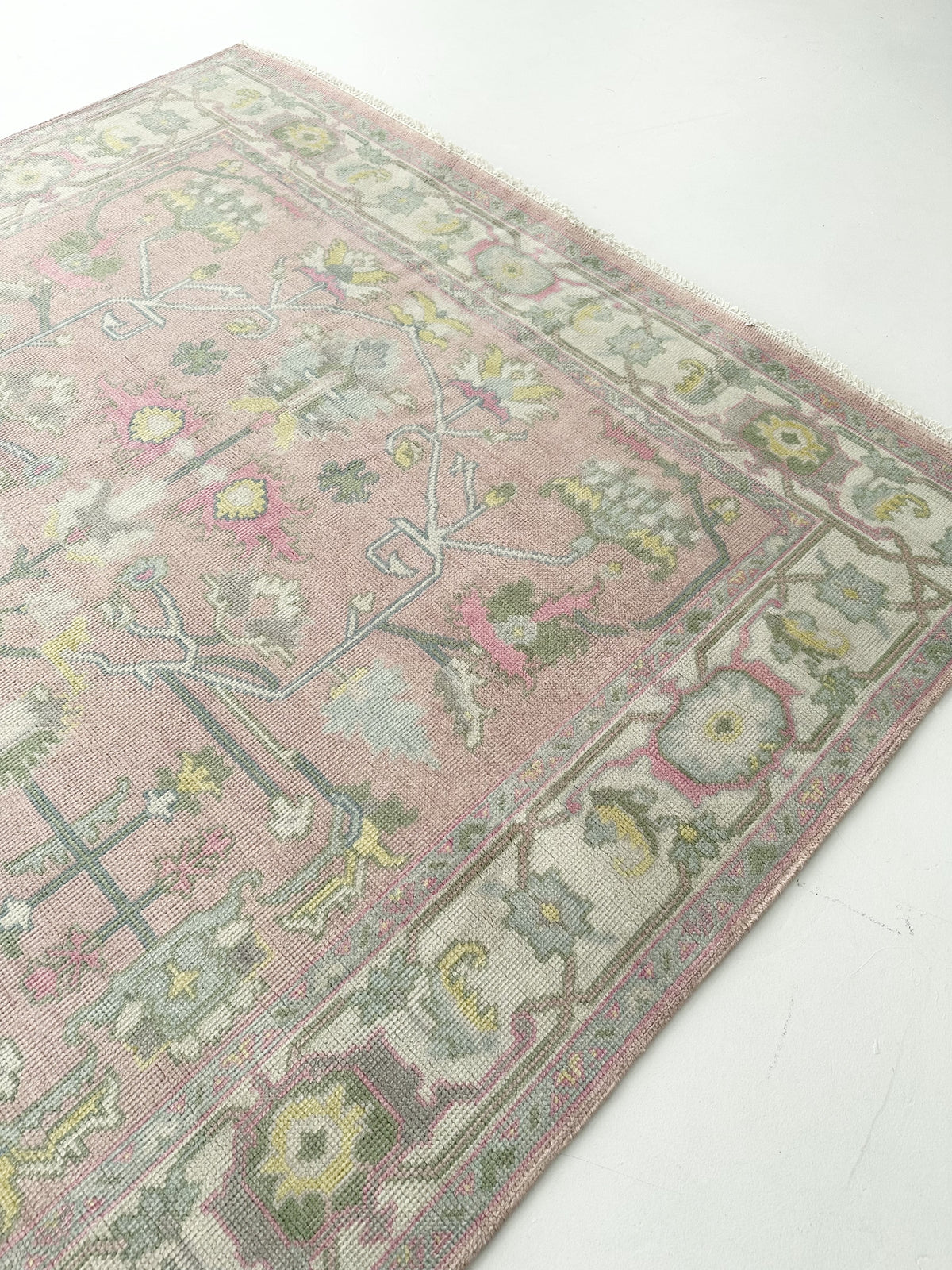 Monaco Pink Modern Oushak