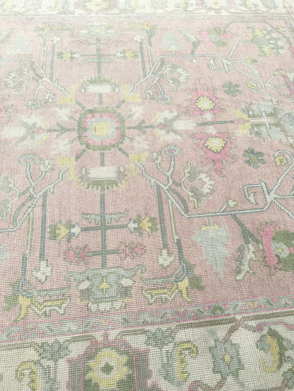 Monaco Pink Modern Oushak