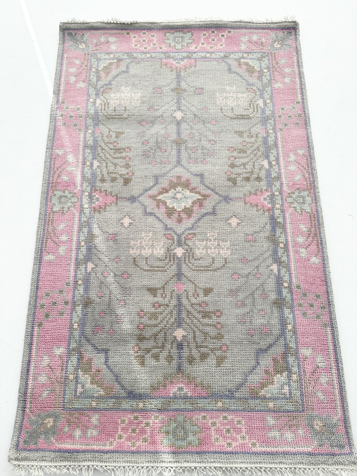 Naples Pink Modern Oushak