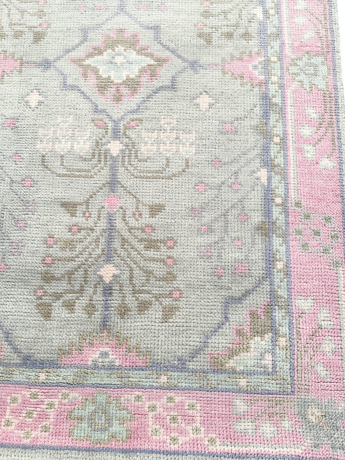 Naples Pink Modern Oushak
