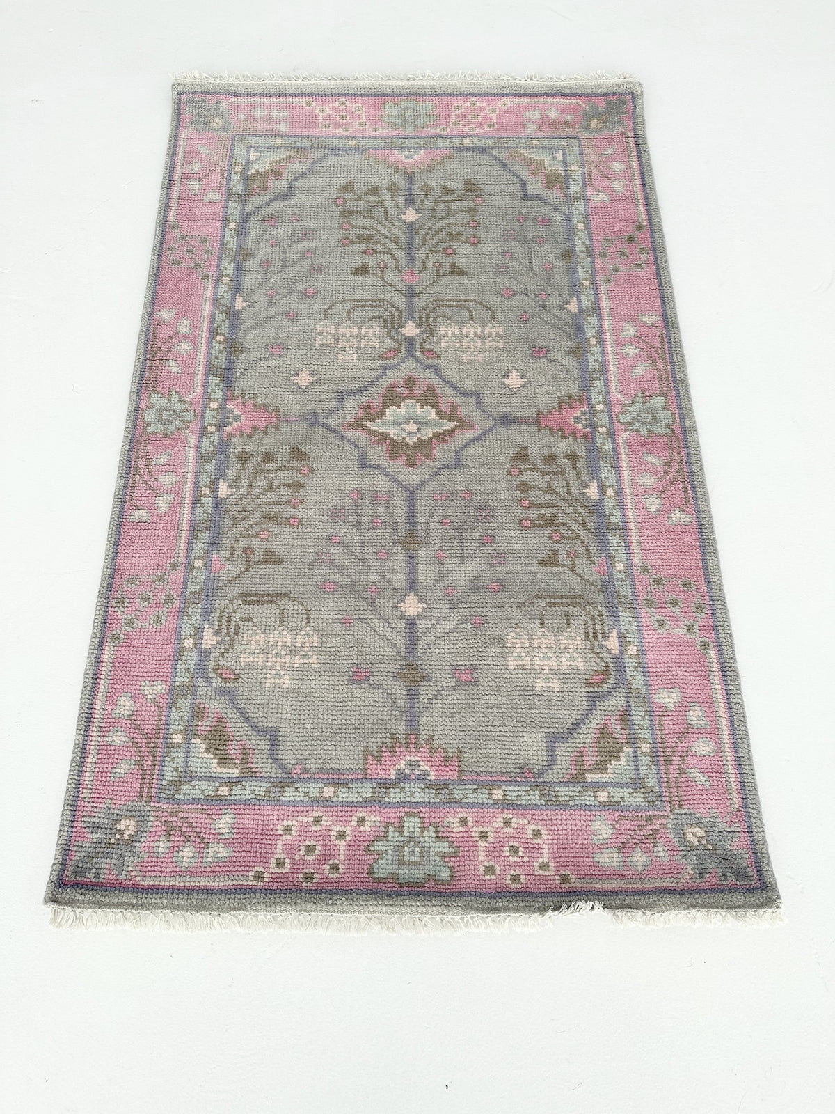 Naples Pink Modern Oushak