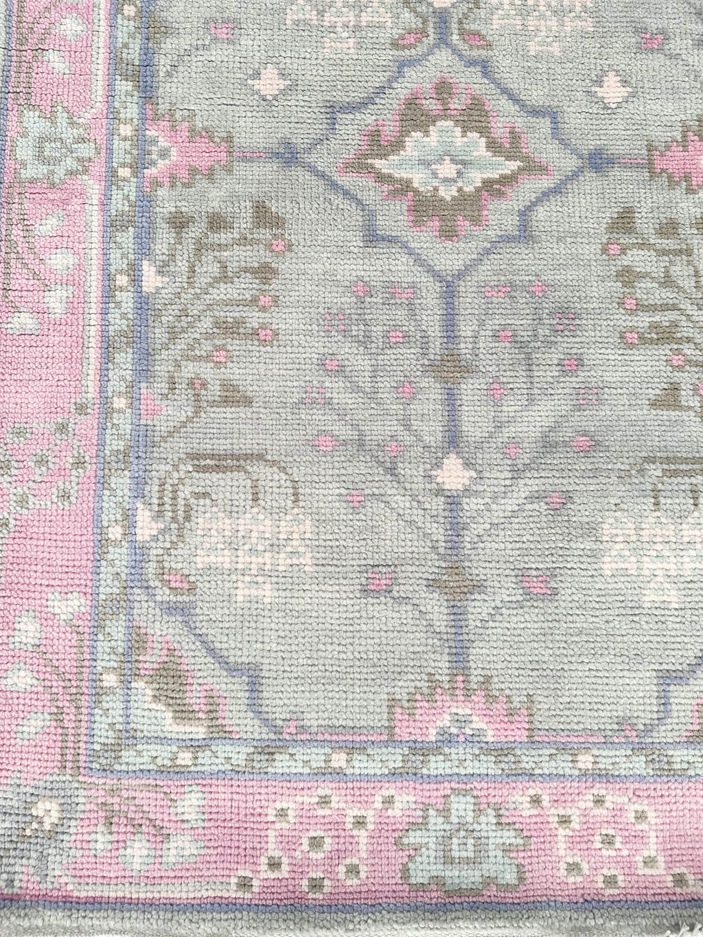 Naples Pink Modern Oushak