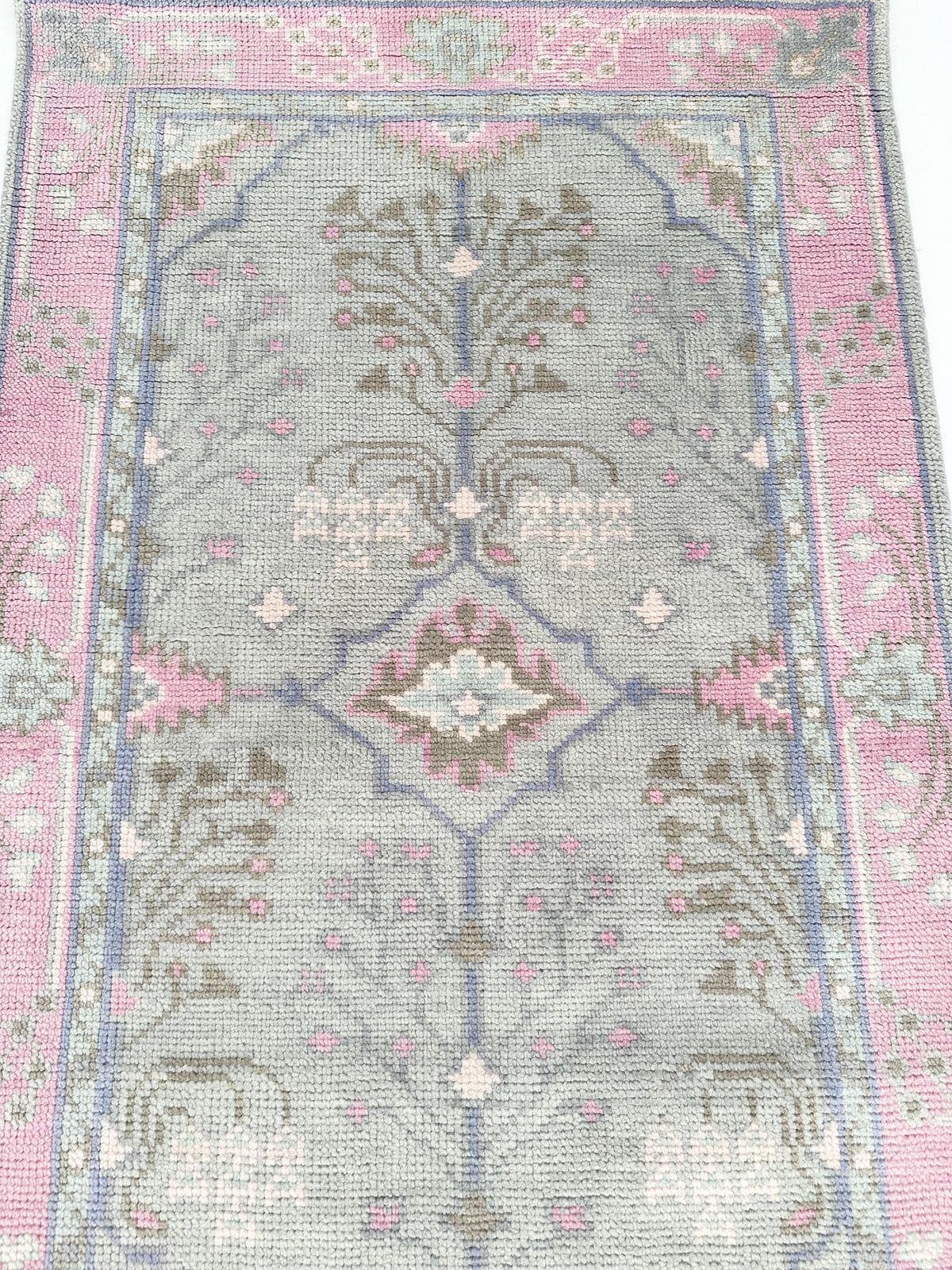 Naples Pink Modern Oushak