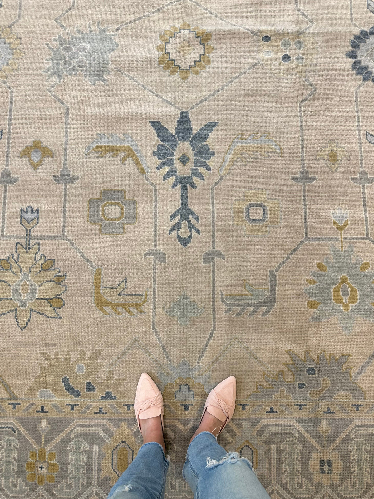Emerson Modern Oushak Rug