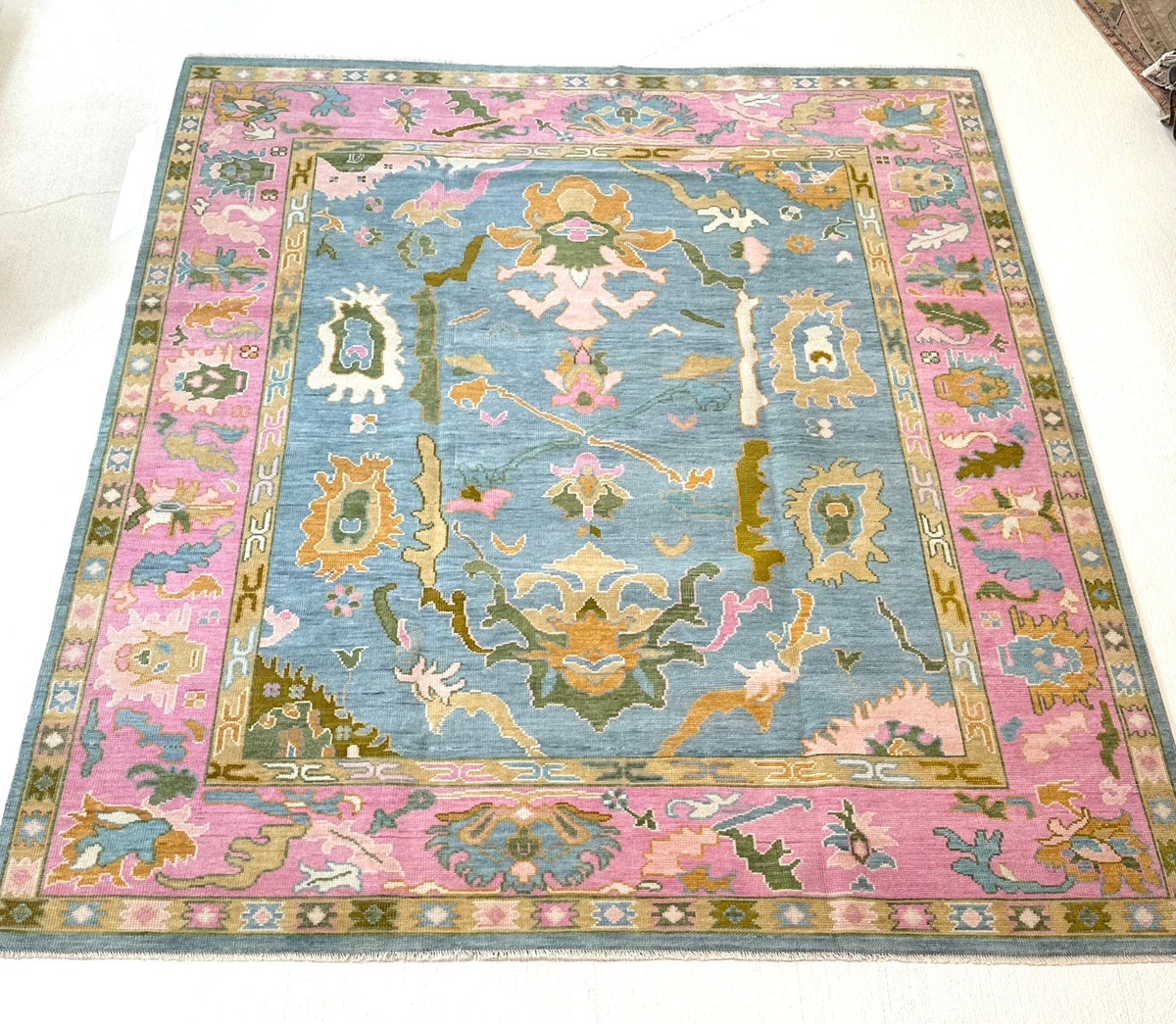 Addie Modern Oushak Rug