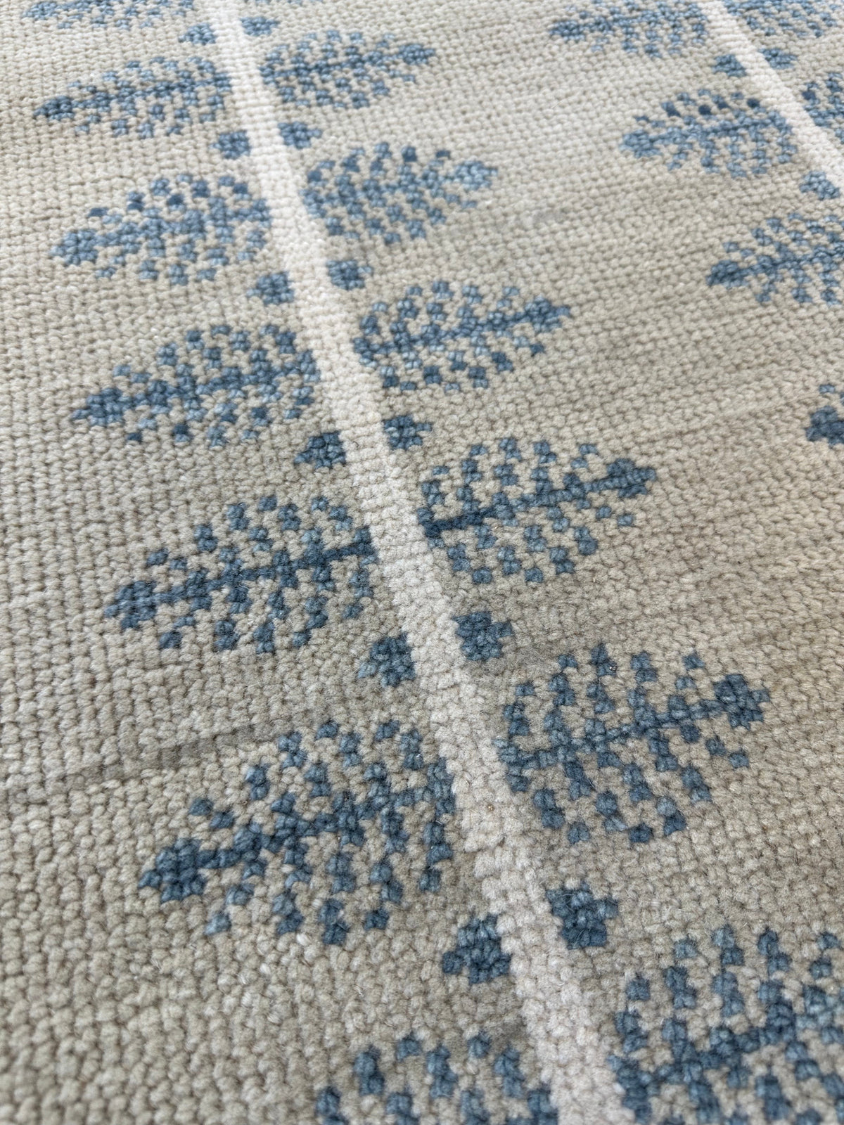 Bea Modern Oushak Rug