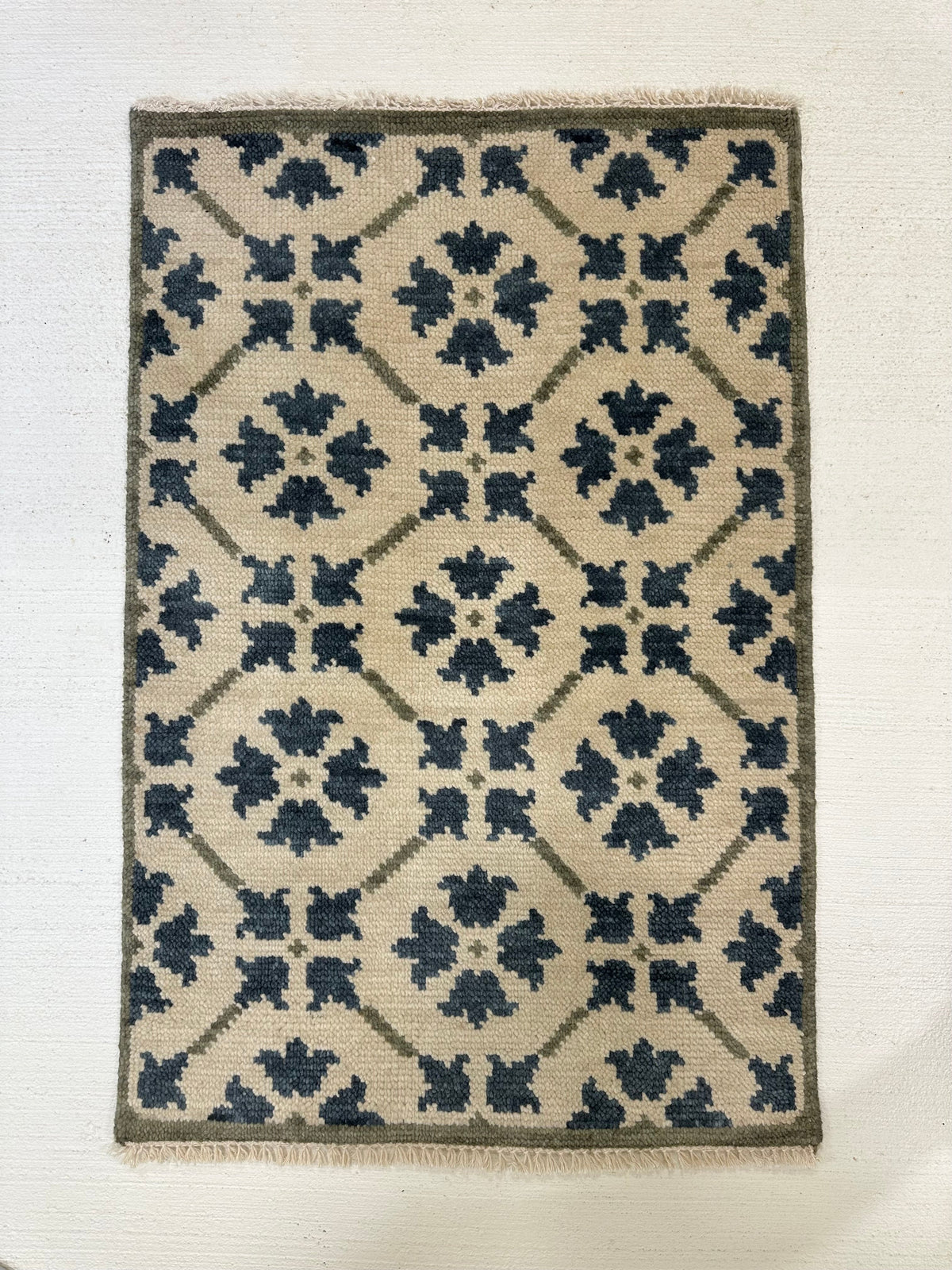 Betty Modern Oushak Rug