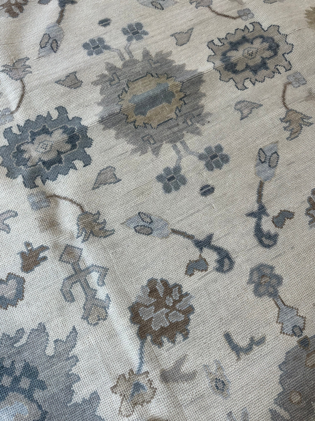 Emma Modern Oushak Rug