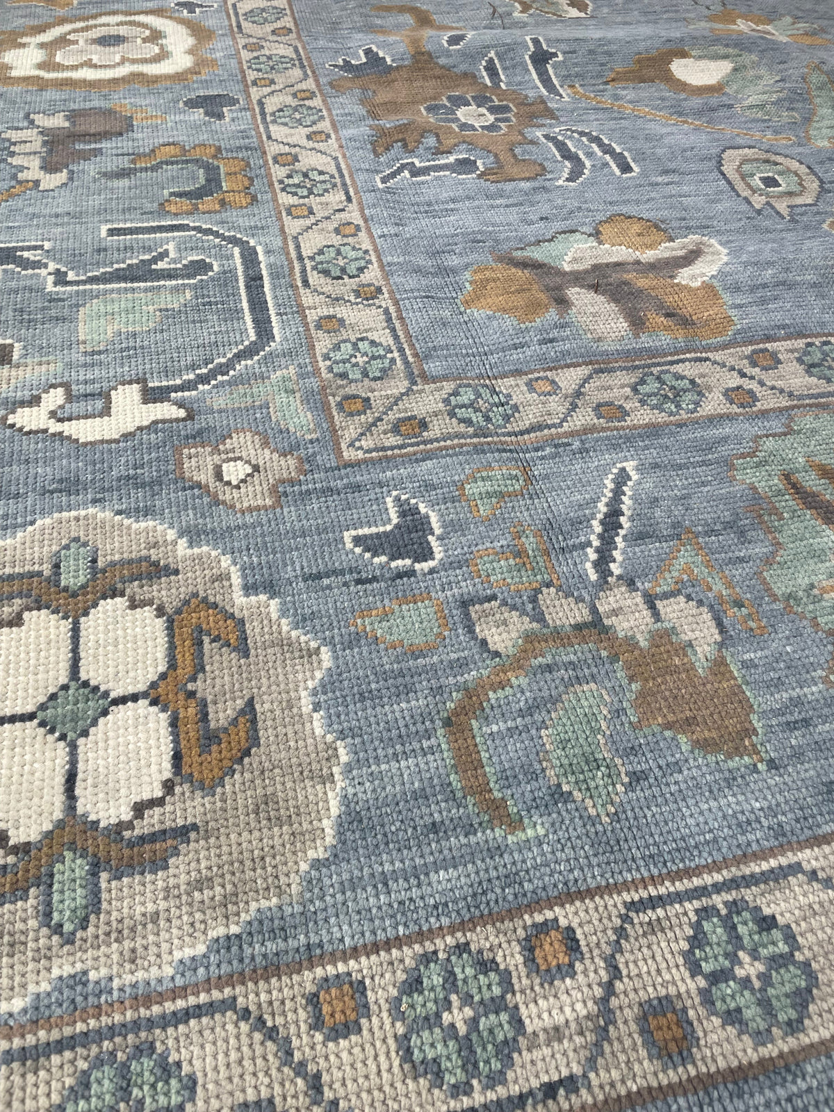 Mae Blue Modern Oushak Rug