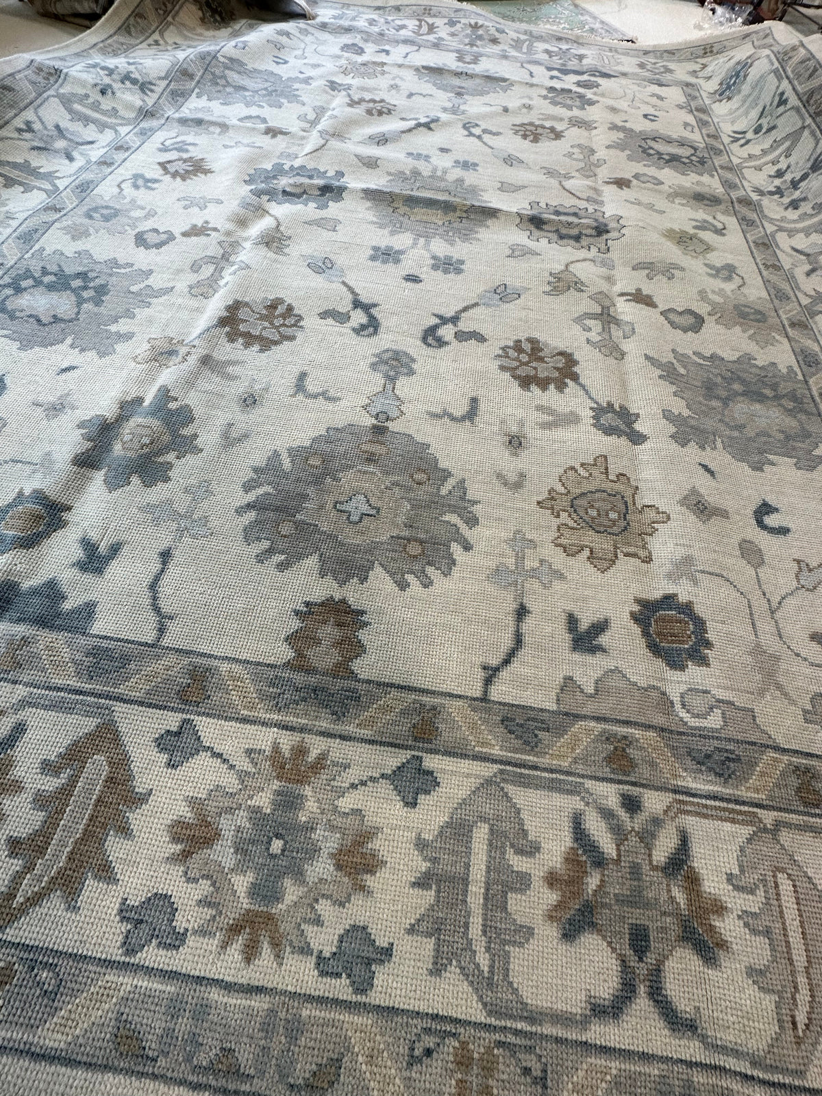 Emma Modern Oushak Rug