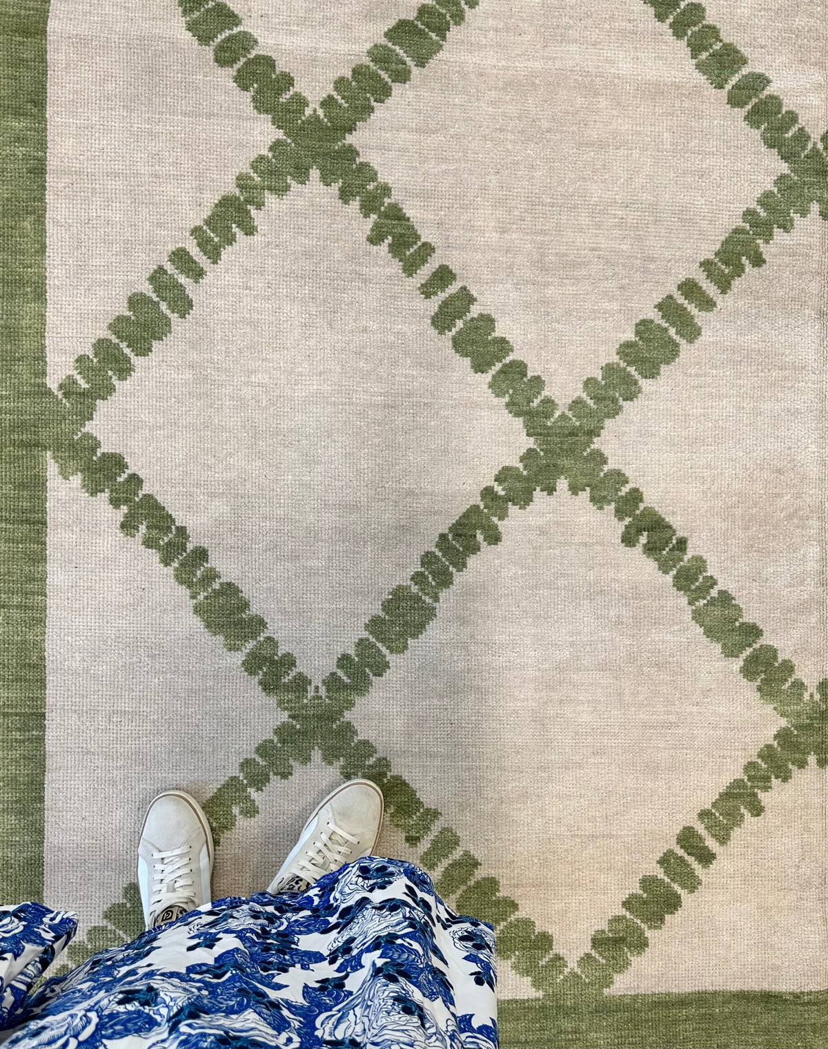 Lynn Modern Oushak Rug