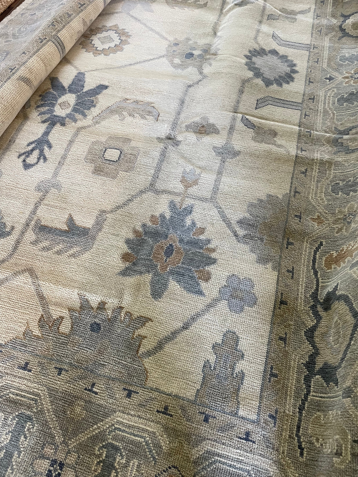 Emory Modern Oushak Rug