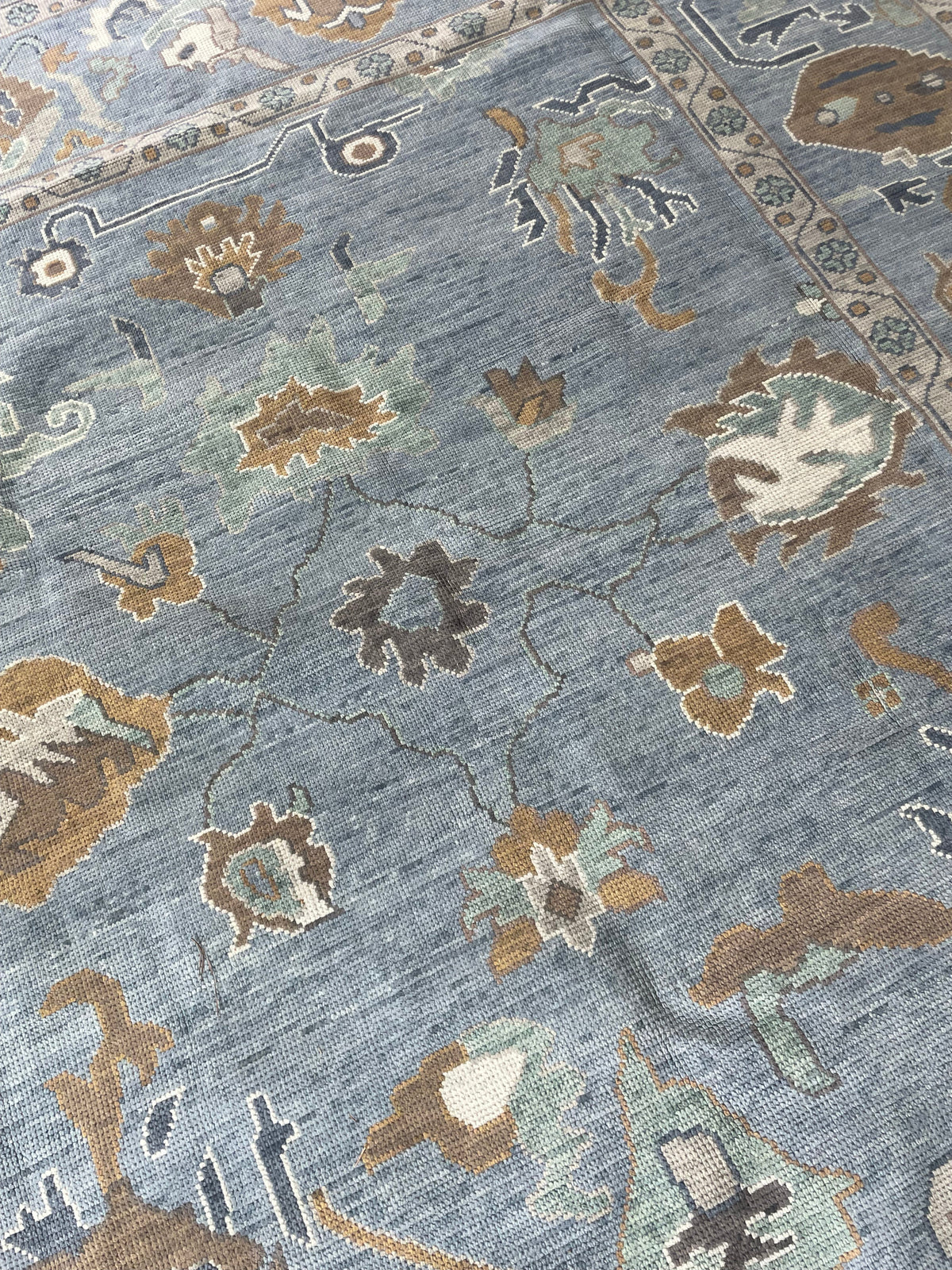 Mae Blue Modern Oushak Rug