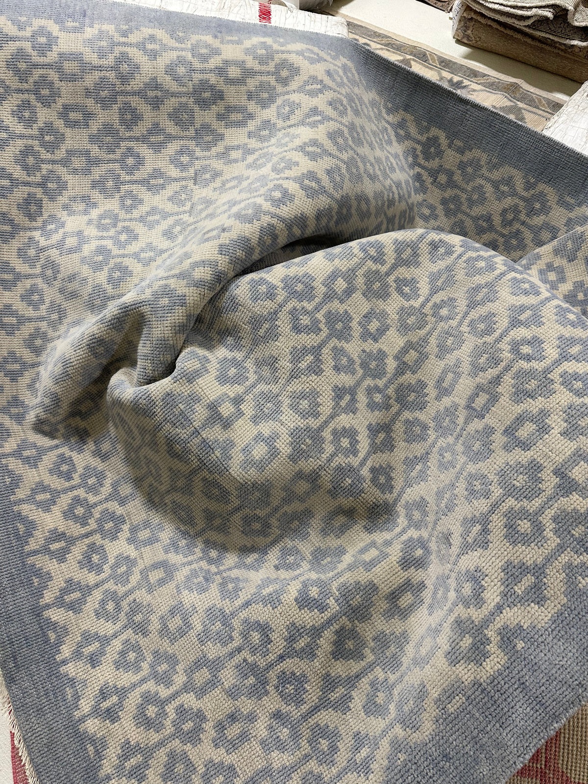 Ella Blue Modern Oushak