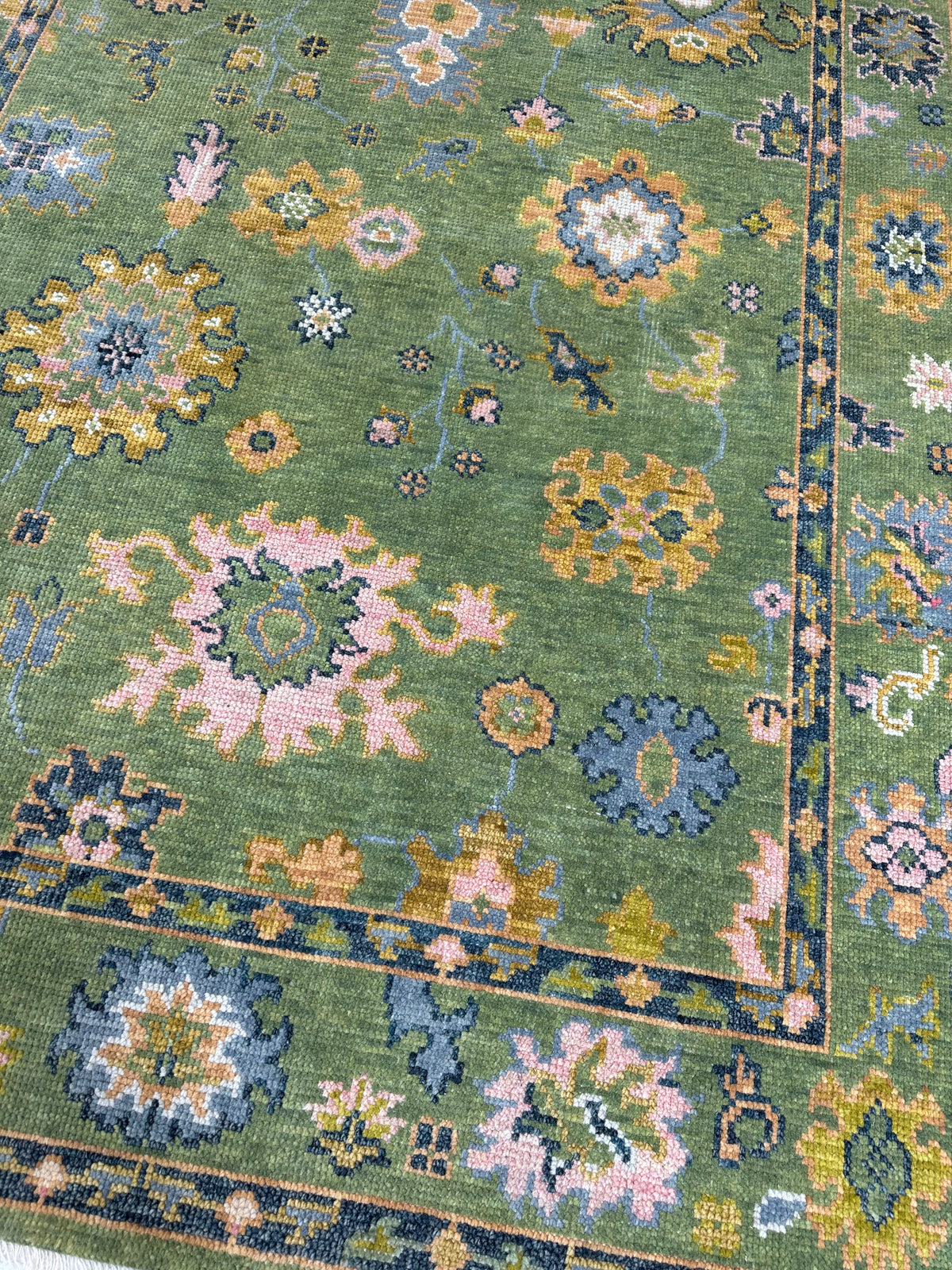 Linda Modern Oushak Rug