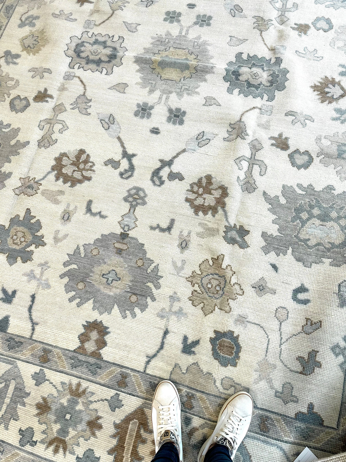 Emma Modern Oushak Rug