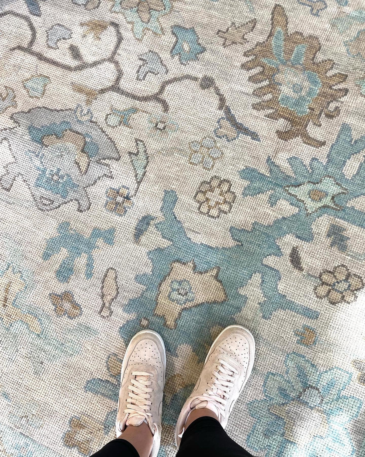 Maggie Modern Oushak Rug