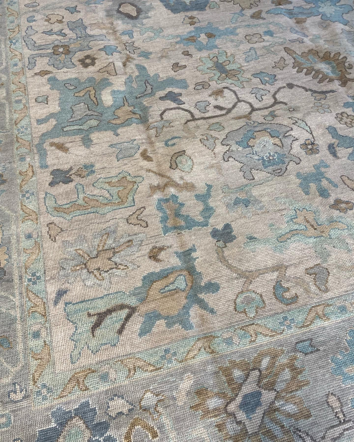Maggie Modern Oushak Rug