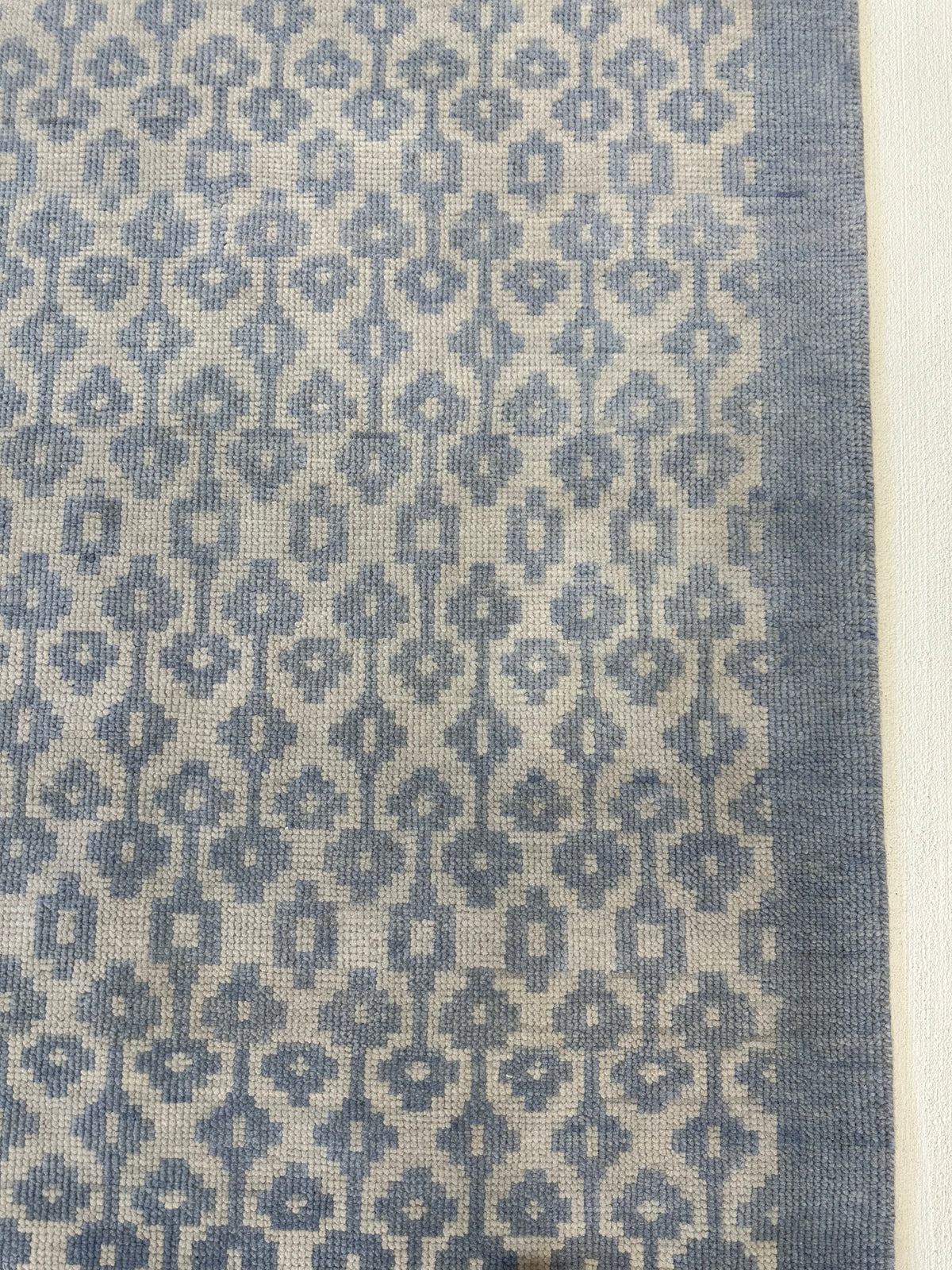 Ella Blue Modern Oushak